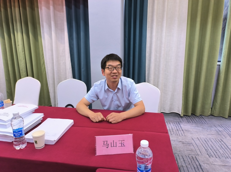 馬山玉工作照2.jpg