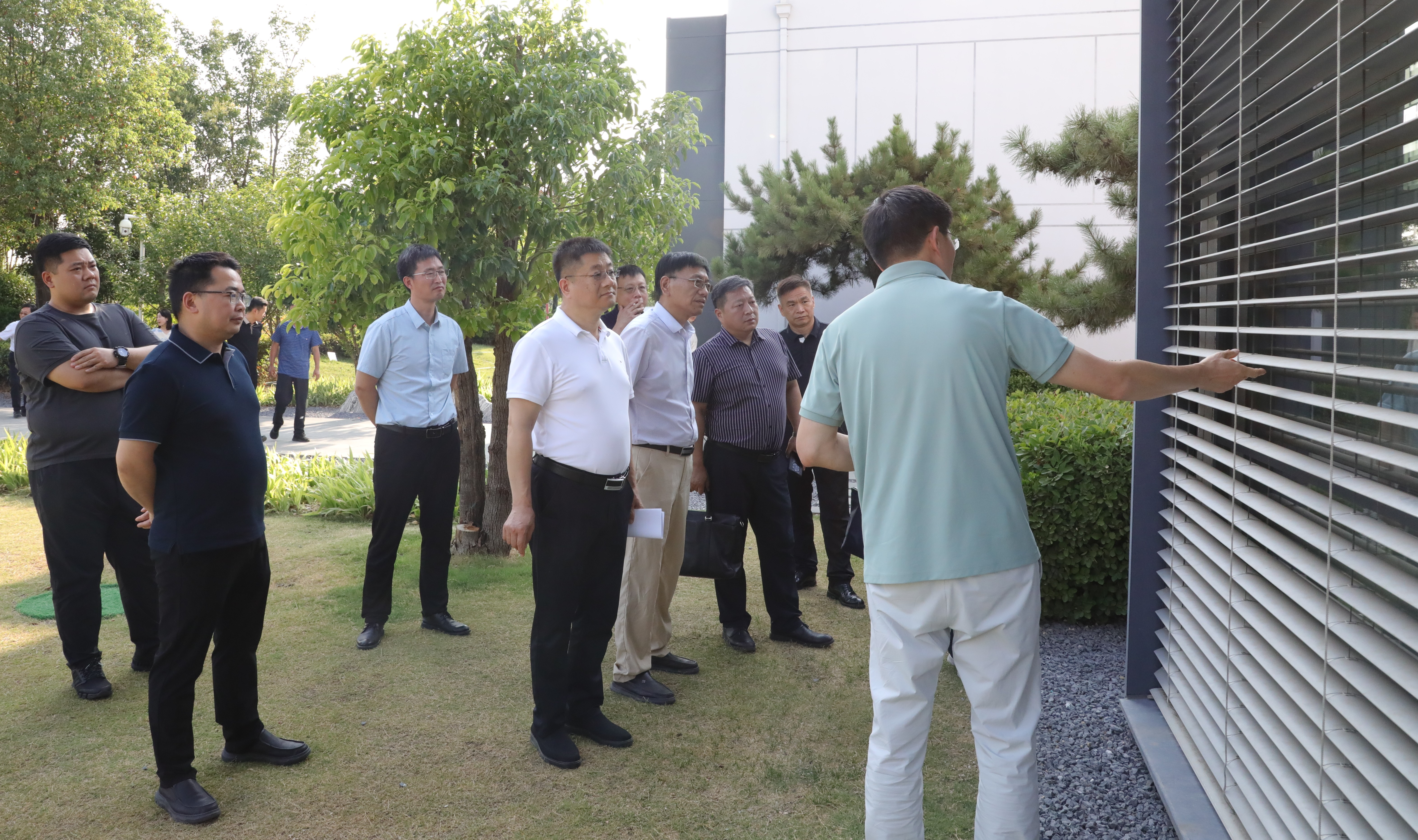 EB8A5285_副本.jpg EB8A5285_副本.jpg